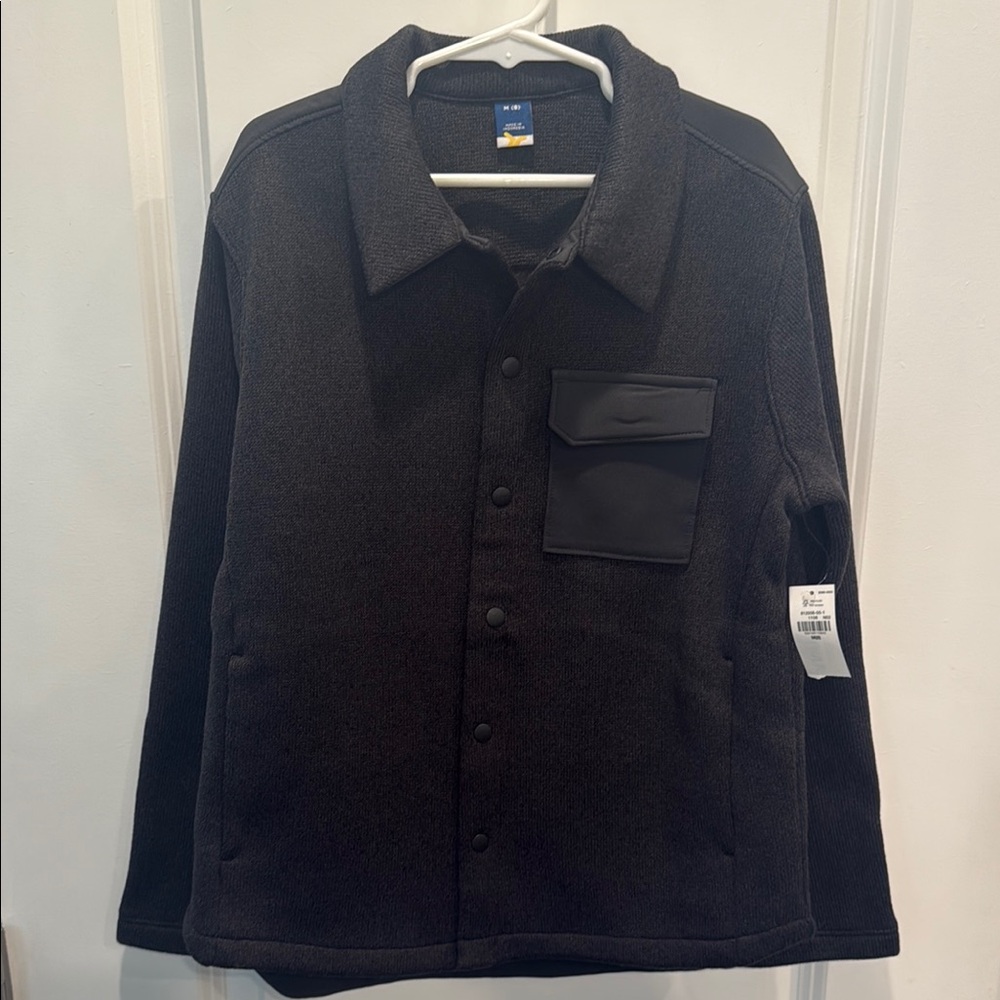 Black Lightweight Shirt Jacket with Classic Design